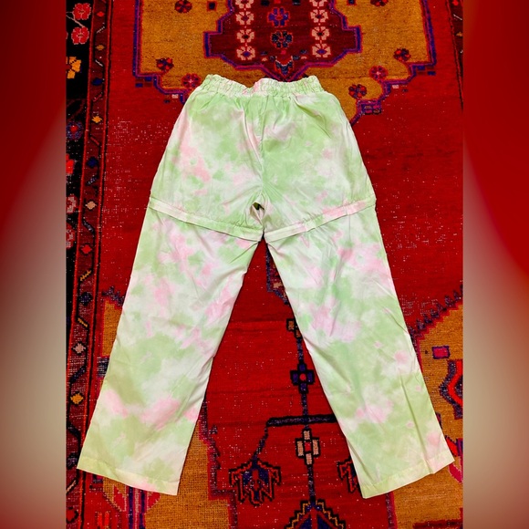FABLETICS Unique zip away wind pants/shorts sz M - NWOT - Picture 5 of 5